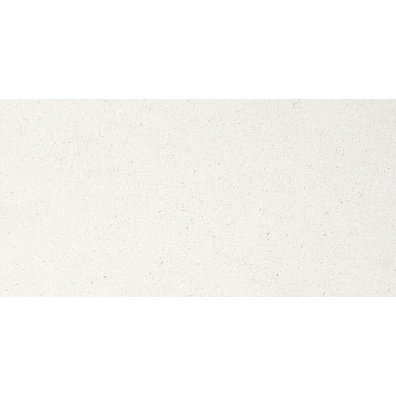 Champagne Honed Limestone Tile Swatch 2 3/4×5 1/2 Image