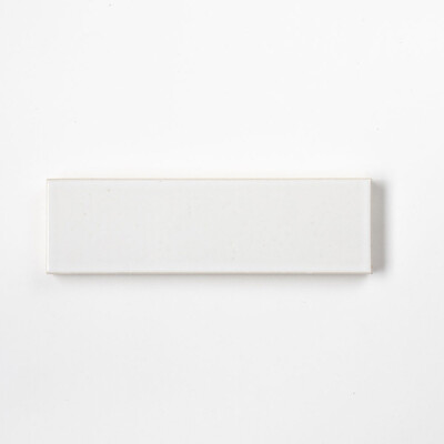 Eggshell Gloss Thin Brick Tile 2 1/8×7 1/2 Image
