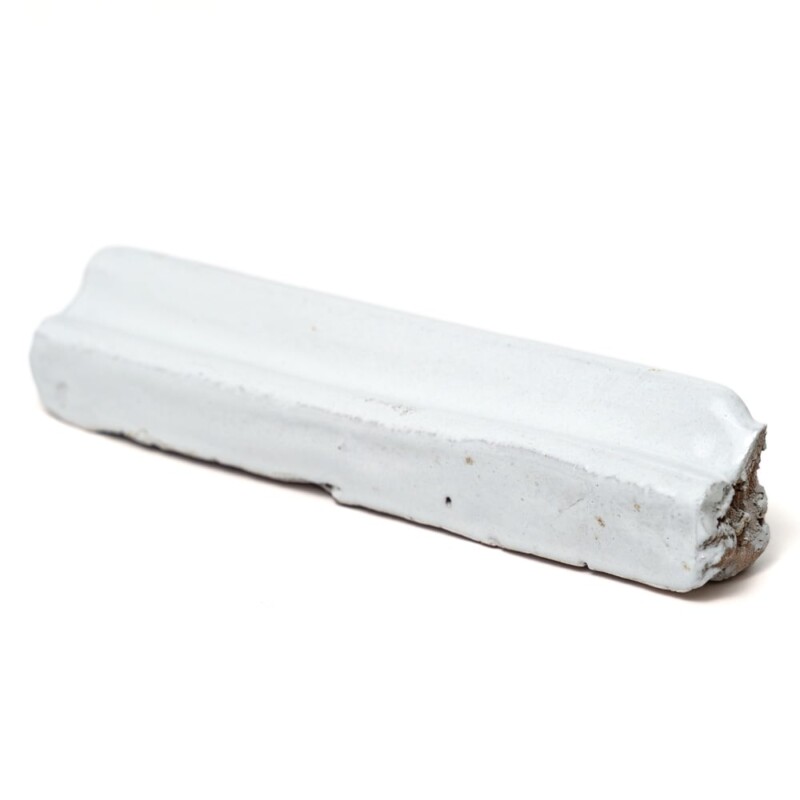 Antique White Glazed Rail Glazed Terracotta Moldings 2×8 (ML80001)