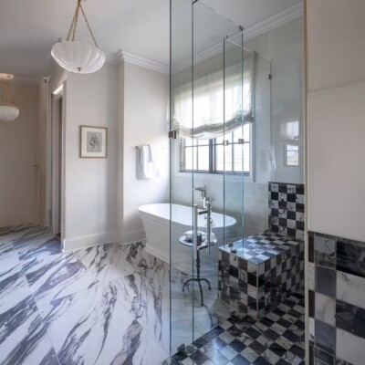 Black, Calacatta Viola, Red Bordeaux Honed 4×4 Marble Mosaics 16×16 (MS90830) Room Scene Image
