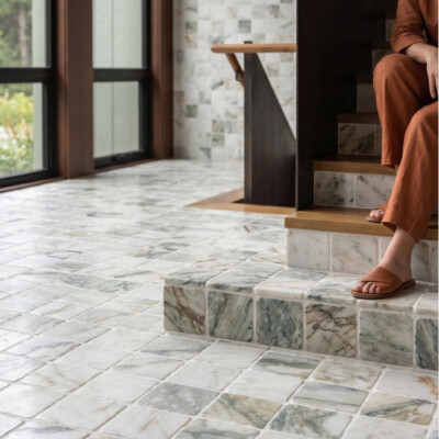 Calacatta Green Tumbled Marble Tiles 4×4 (TL21480) Room Scene Image