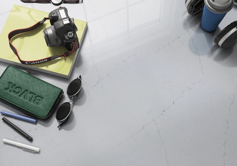 Ganges Polished Quartz Slab Random 1 1/4 (SL91047)