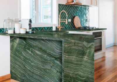 Vivid Green Polished  Quartzite Slab Random (SL91191)