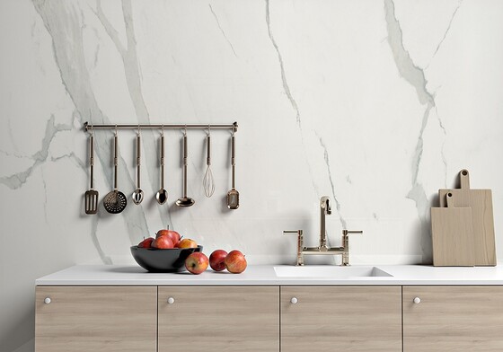 Calacatta Polished Marble Look Porcelain Slab 47 1/4×94 1/2