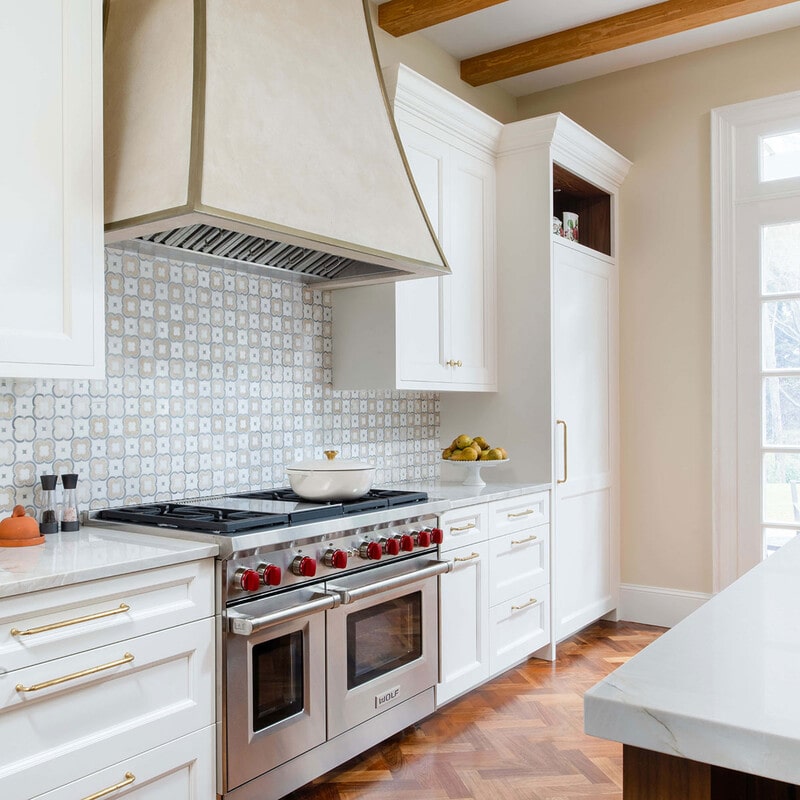 marble tile backsplash